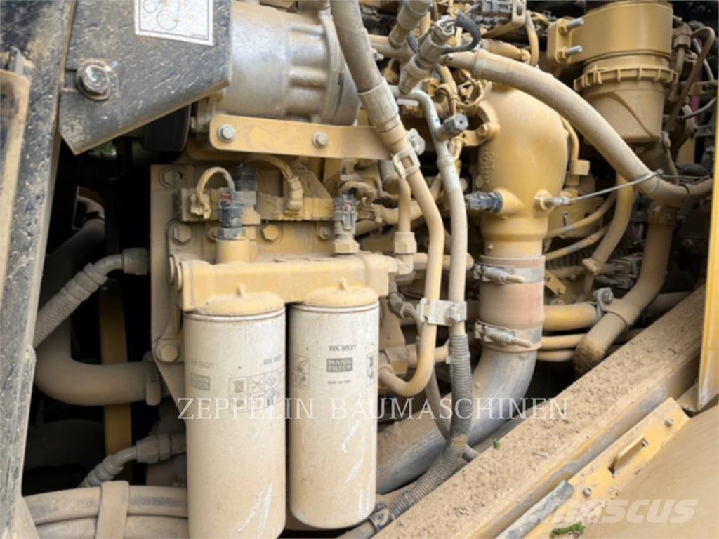 CAT 966MXE Фронтальные погрузчики
