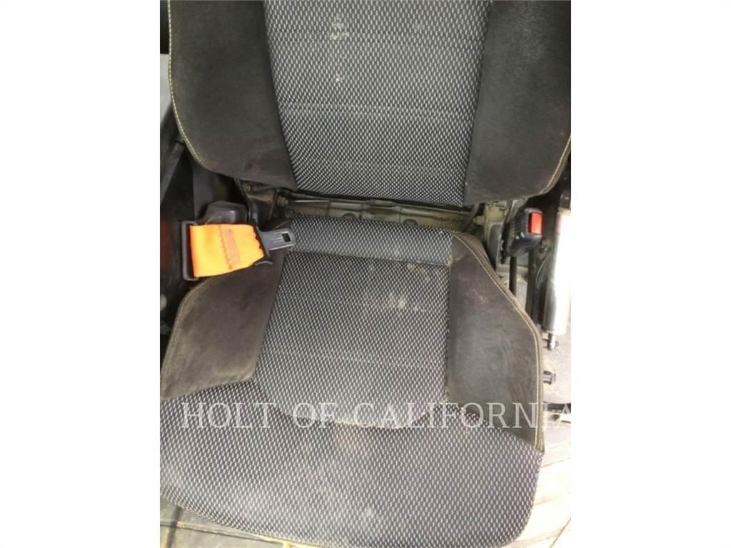 CAT 972 Фронтальные погрузчики