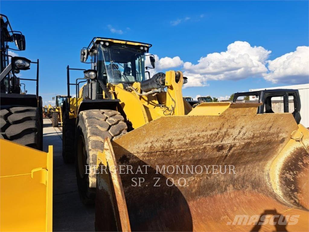 CAT 972 Фронтальные погрузчики