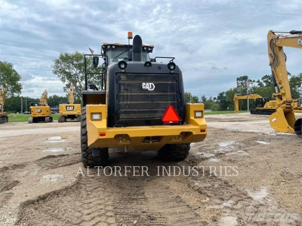 CAT 972-14 Фронтальные погрузчики