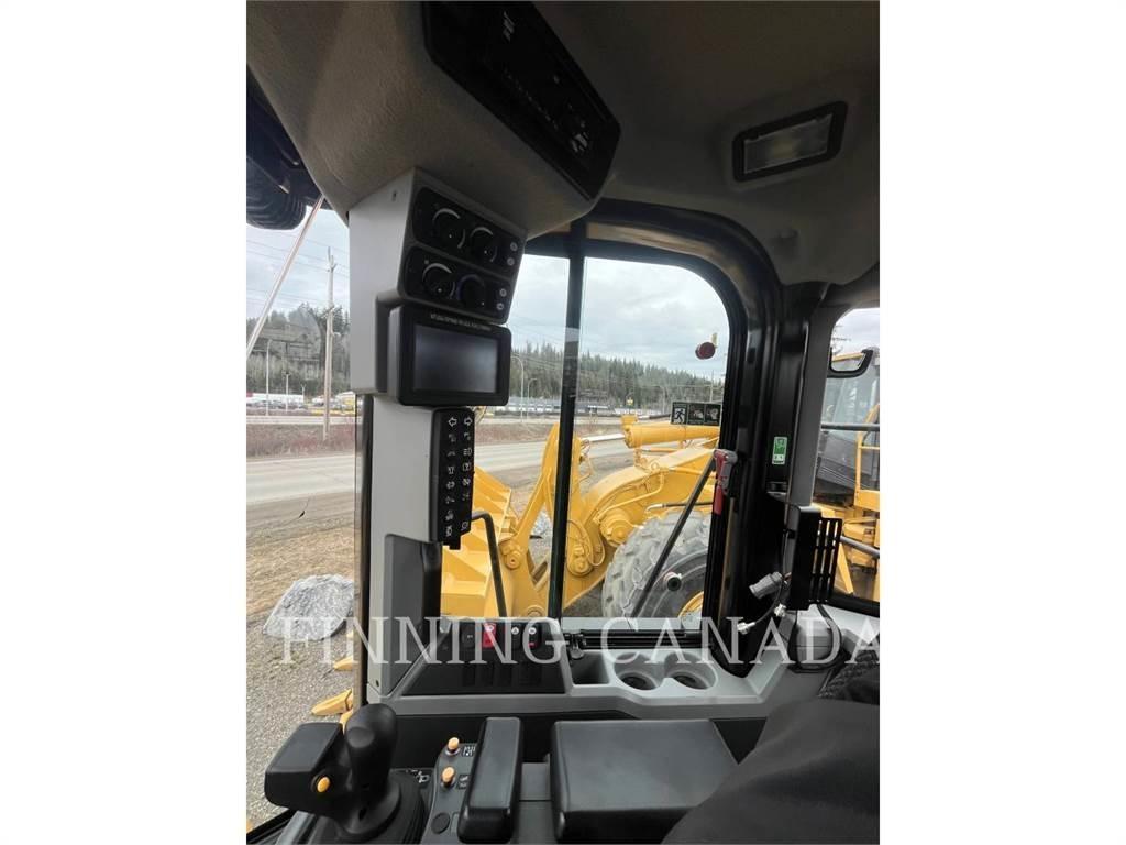 CAT 972 MXE Фронтальные погрузчики