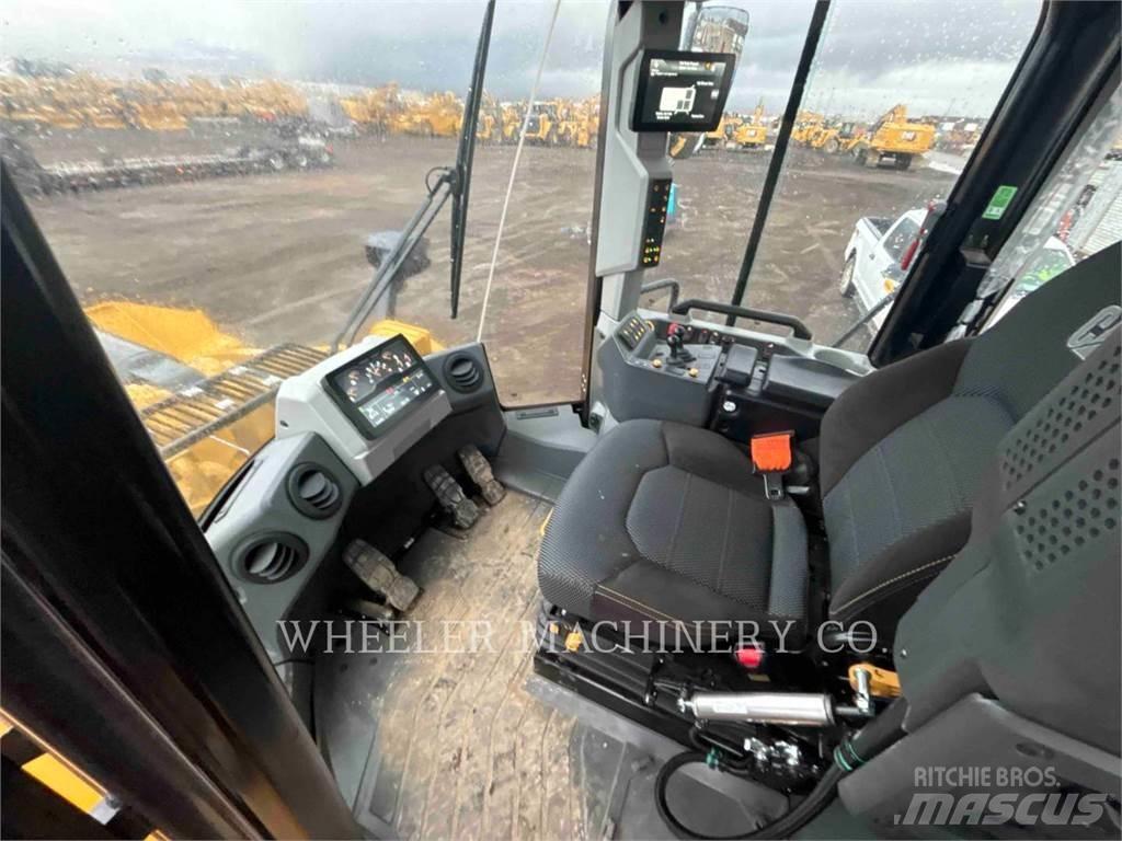 CAT 972 QC Фронтальные погрузчики