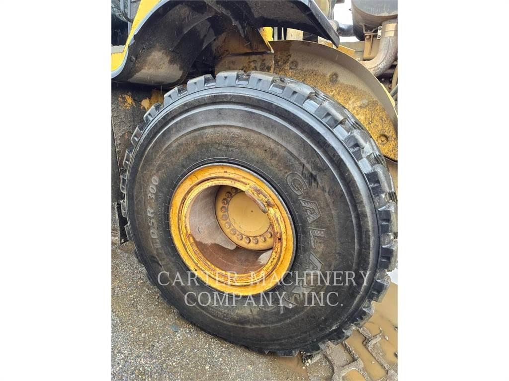 CAT 972H Фронтальные погрузчики