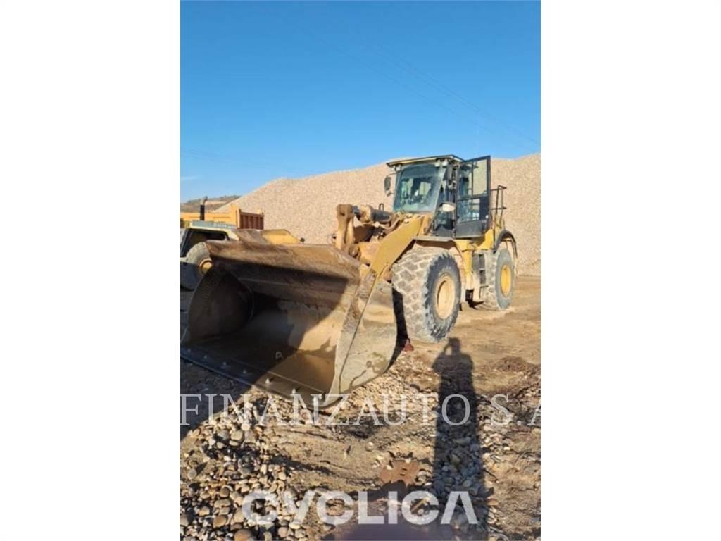 CAT 972K Фронтальные погрузчики