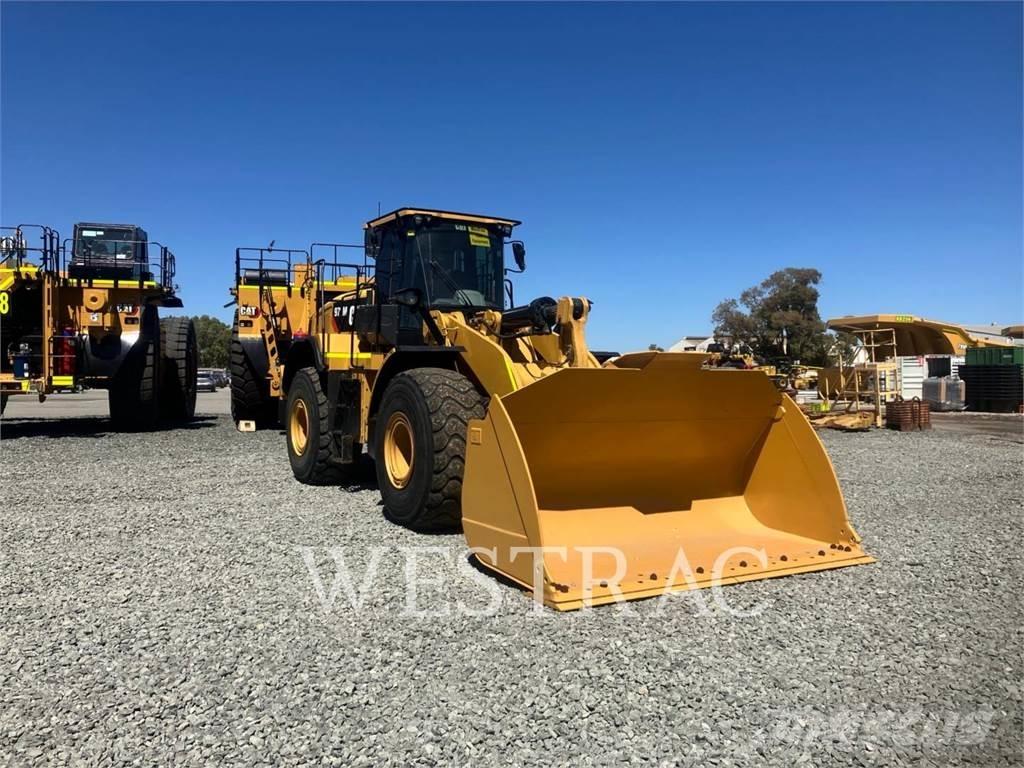 CAT 972M Фронтальные погрузчики