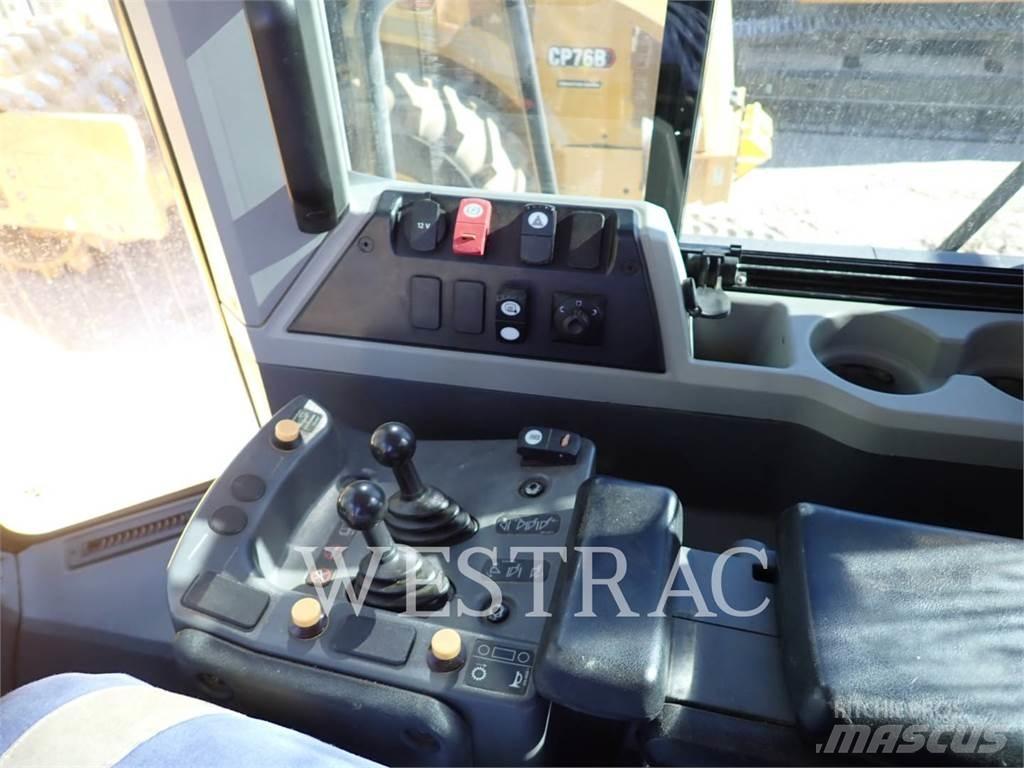 CAT 972M Фронтальные погрузчики