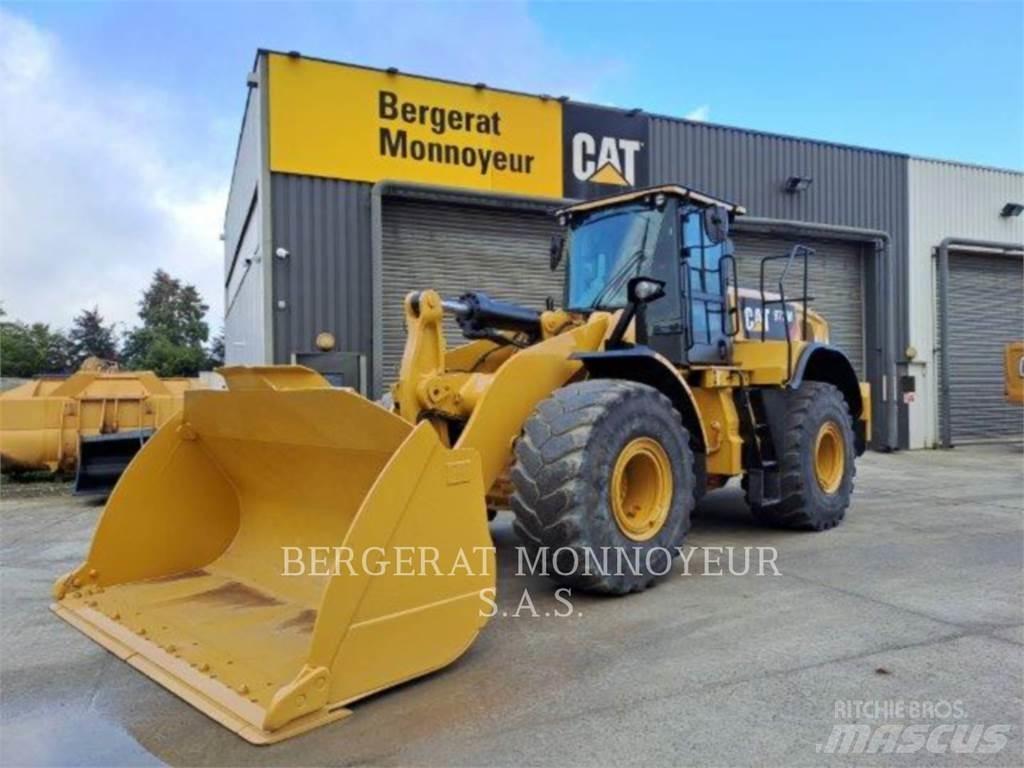 CAT 972M Фронтальные погрузчики