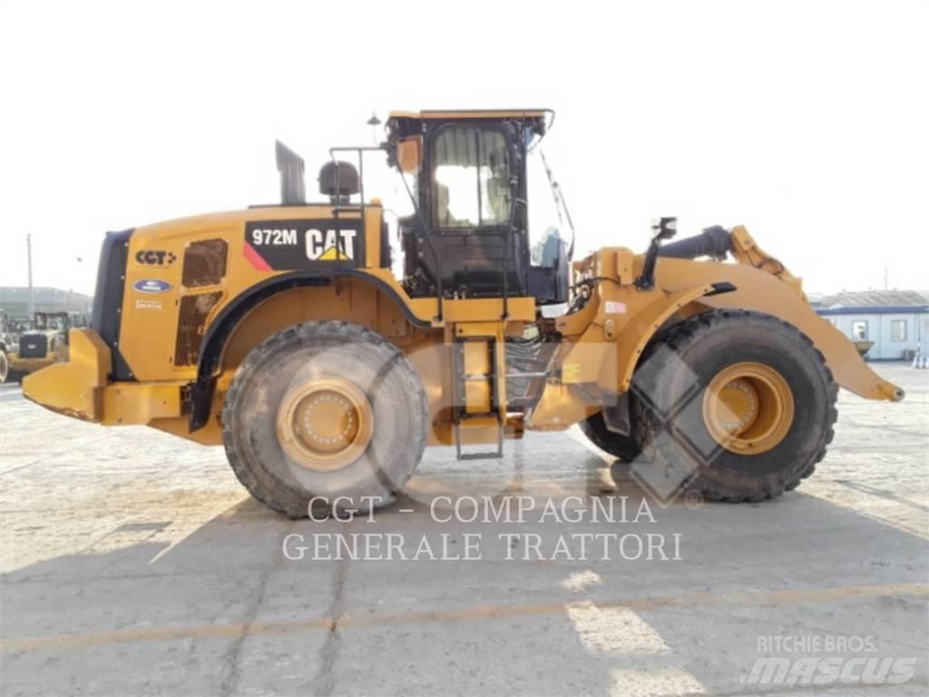 CAT 972M Фронтальные погрузчики