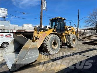 CAT 972M Фронтальные погрузчики