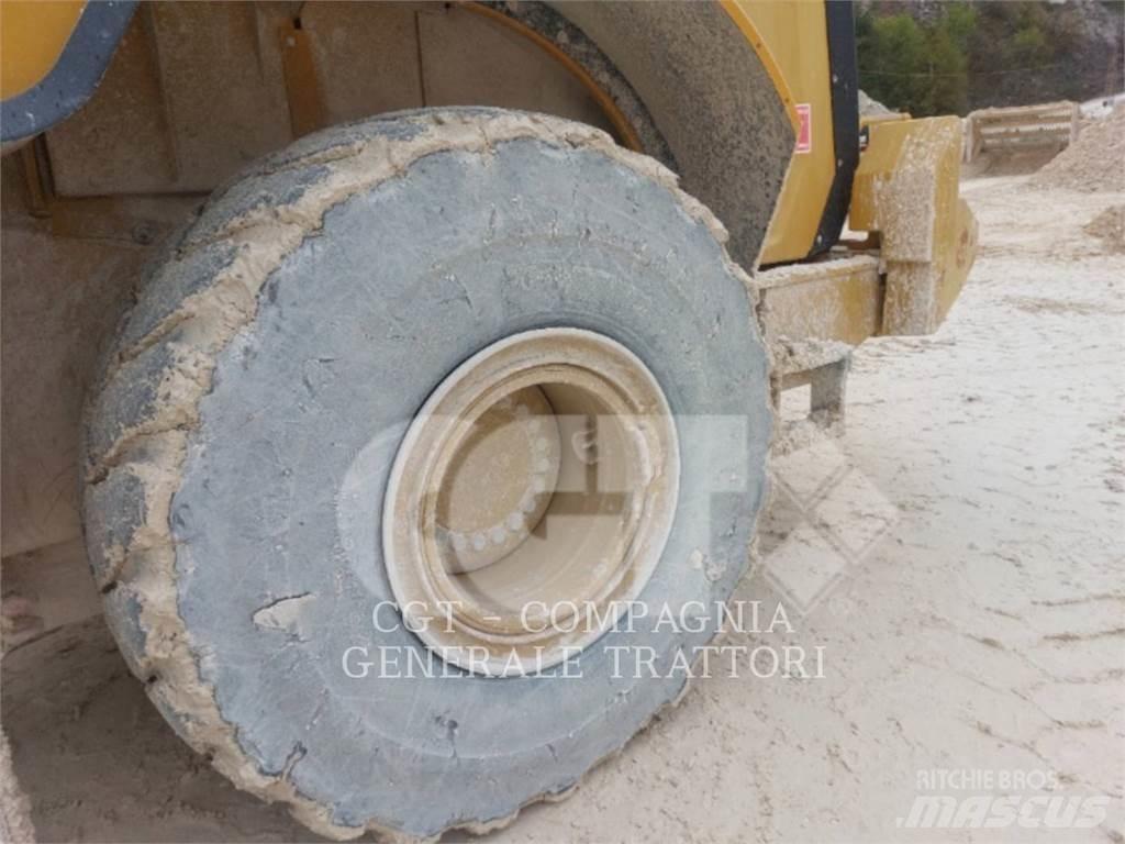 CAT 972M Фронтальные погрузчики