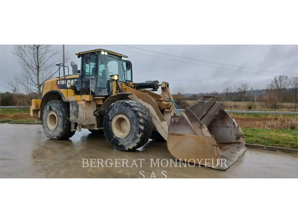 CAT 972M Фронтальные погрузчики