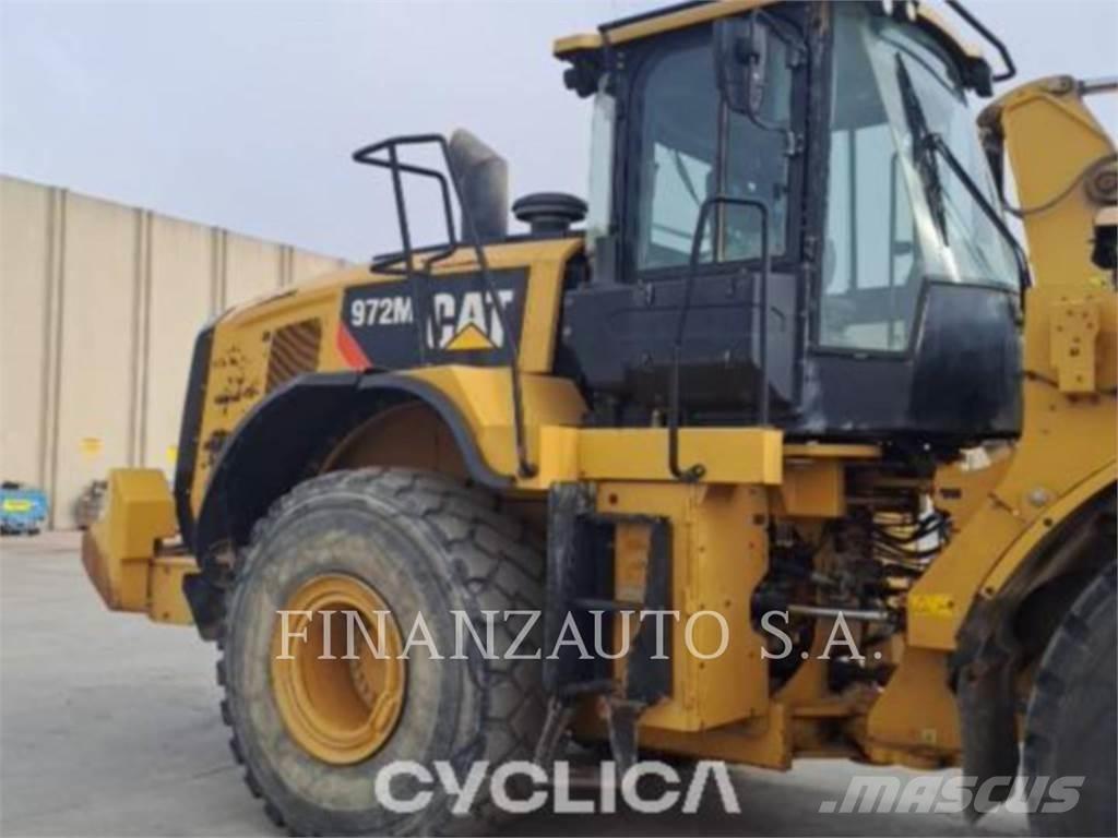 CAT 972M Фронтальные погрузчики