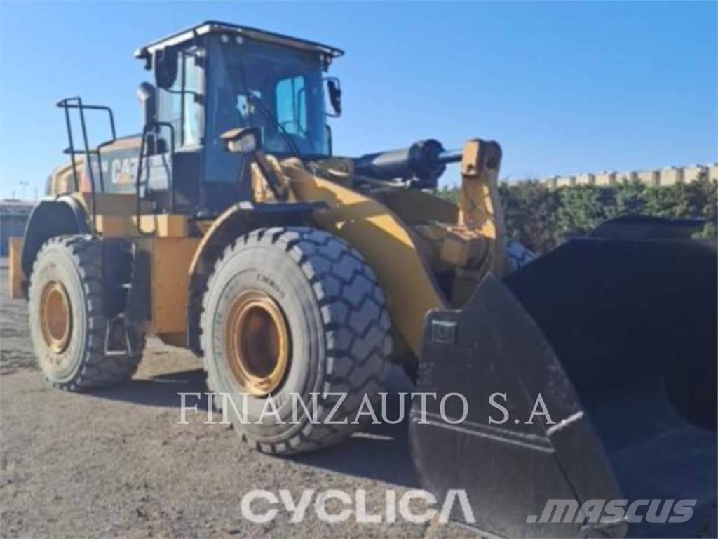 CAT 972M Фронтальные погрузчики