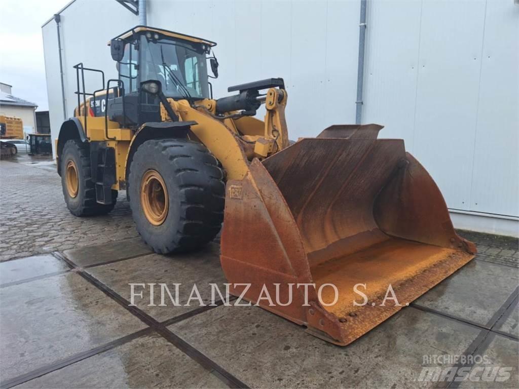 CAT 972M Фронтальные погрузчики