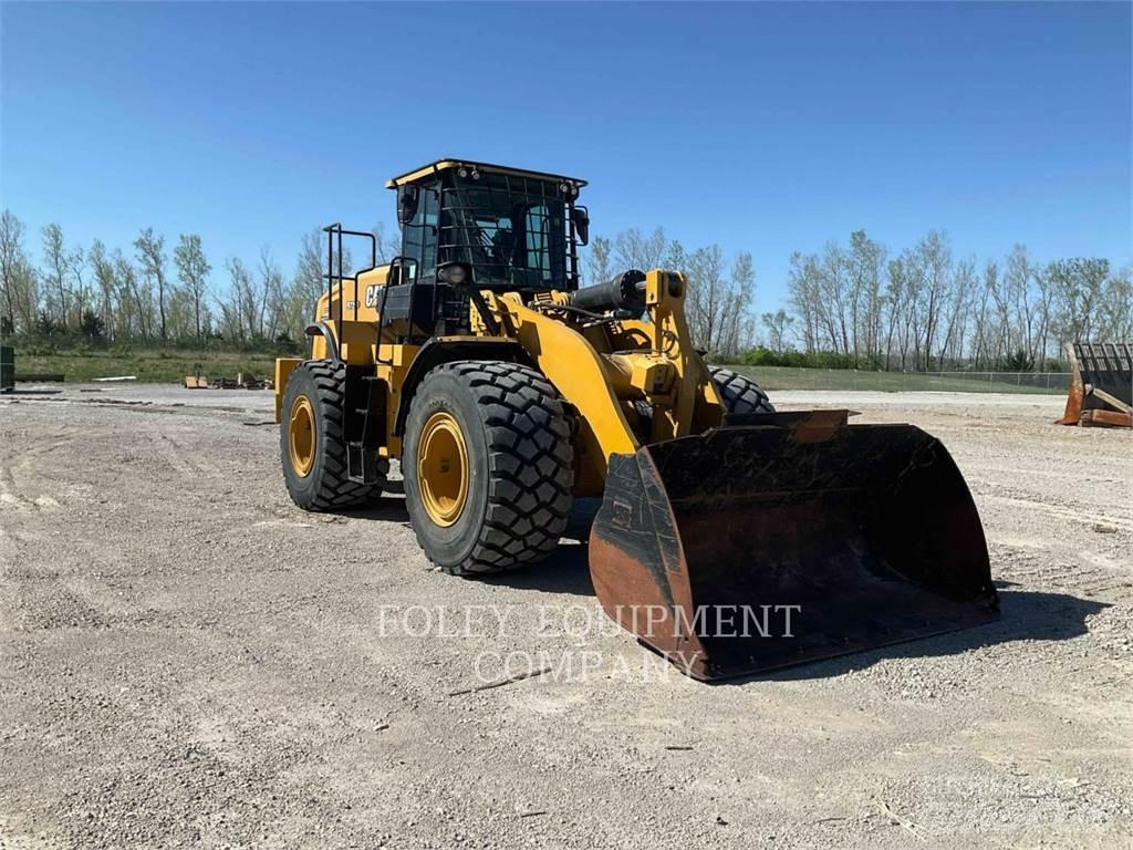 CAT 972M Фронтальные погрузчики