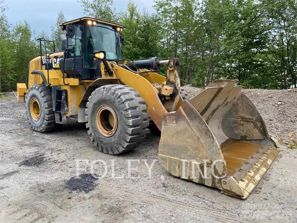 CAT 972M Фронтальные погрузчики