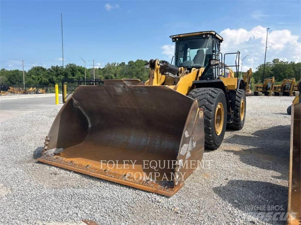 CAT 972M Фронтальные погрузчики