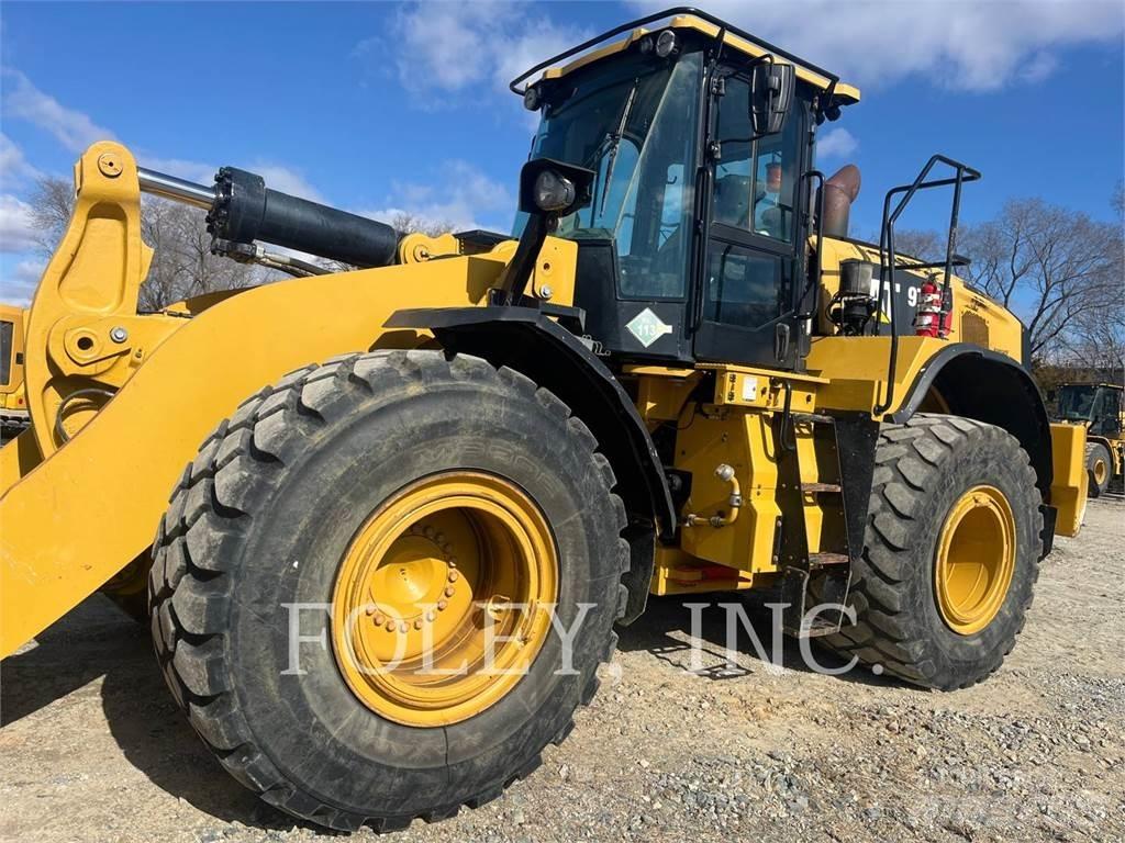 CAT 972M Фронтальные погрузчики