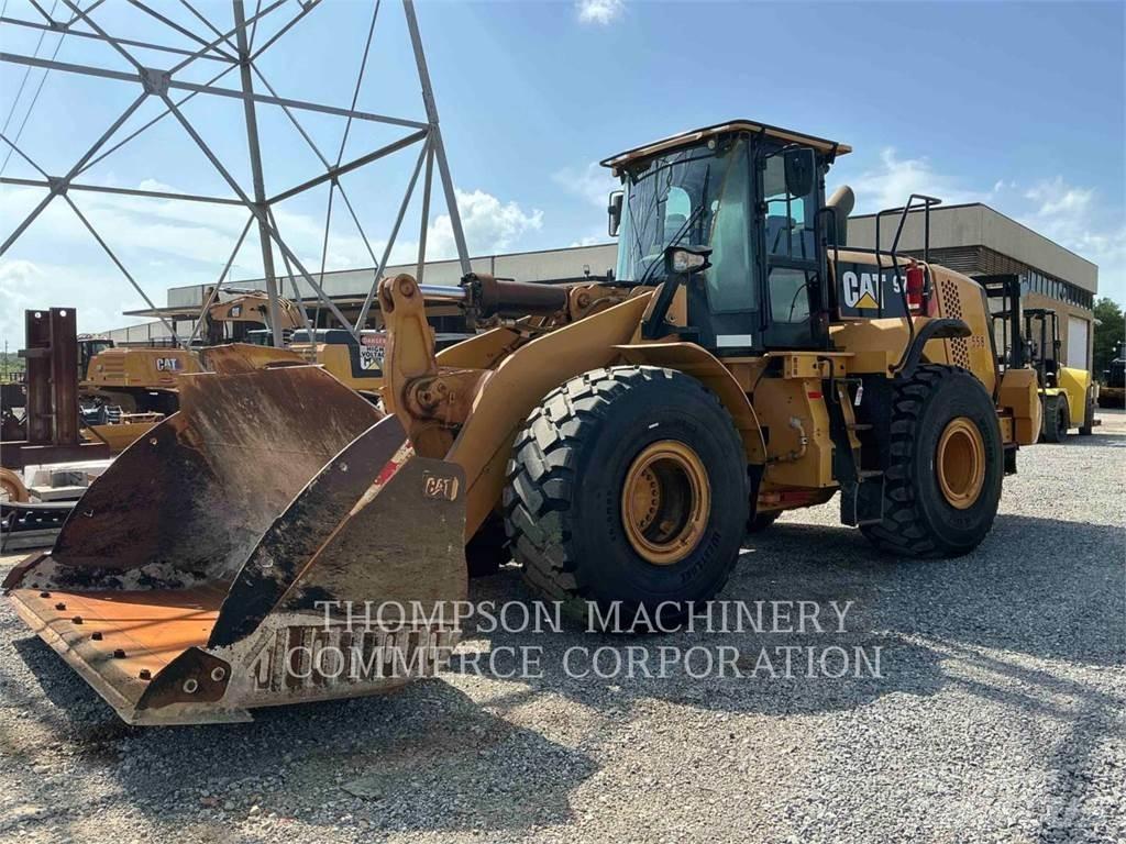 CAT 972M Фронтальные погрузчики