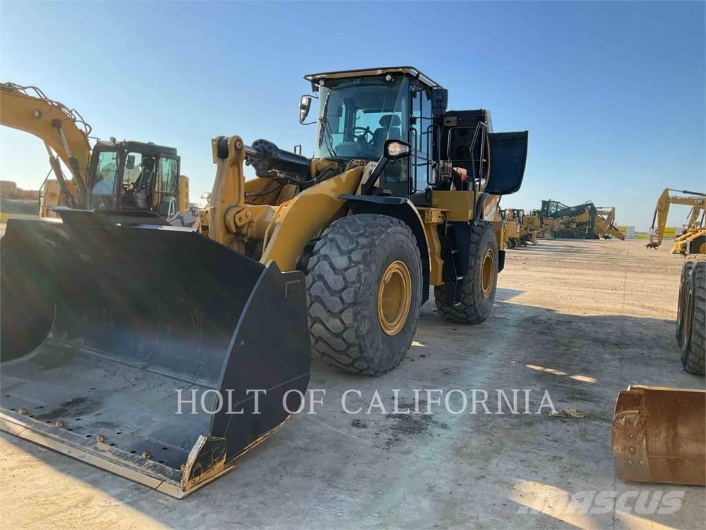 CAT 972M Фронтальные погрузчики