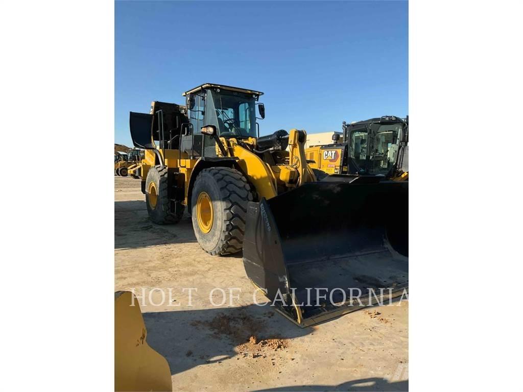 CAT 972M Фронтальные погрузчики