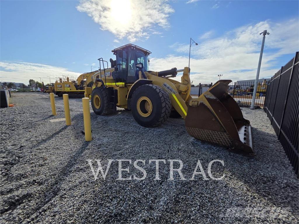 CAT 972M Фронтальные погрузчики