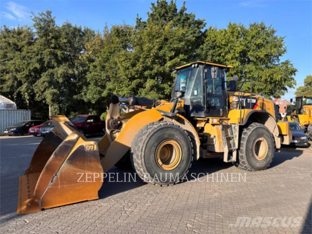 CAT 972M Фронтальные погрузчики