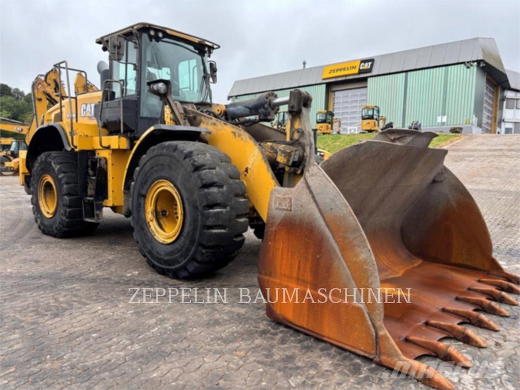 CAT 972M Фронтальные погрузчики