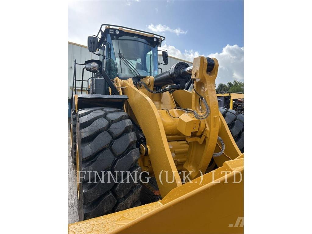 CAT 972M Фронтальные погрузчики