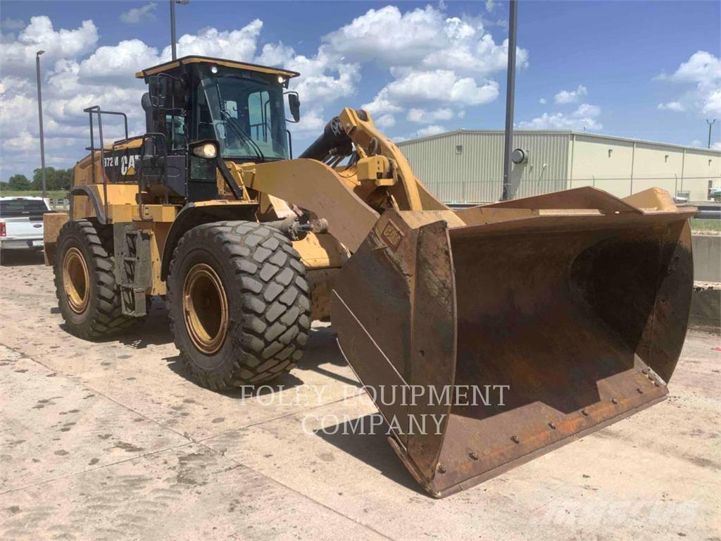 CAT 972M Фронтальные погрузчики