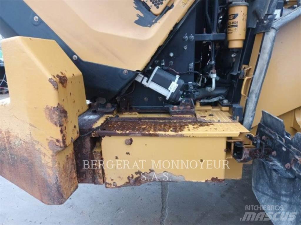 CAT 972M XE Фронтальные погрузчики