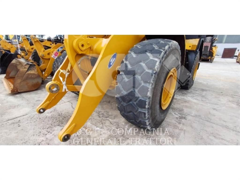 CAT 972M XE Фронтальные погрузчики
