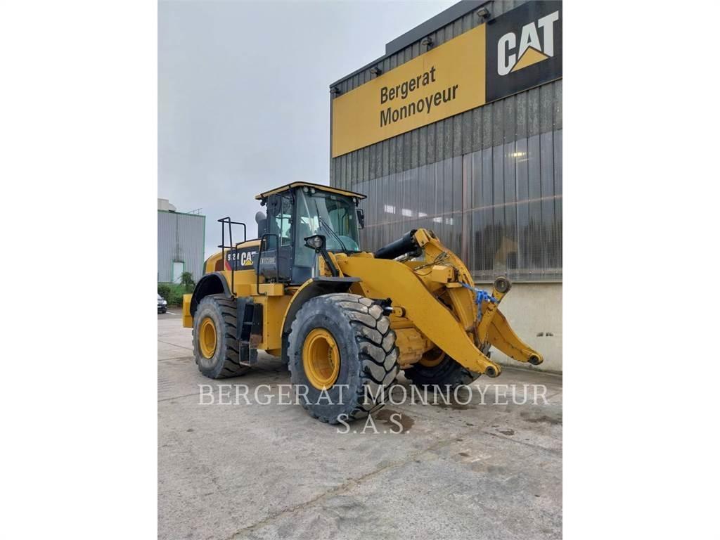 CAT 972M XE Фронтальные погрузчики