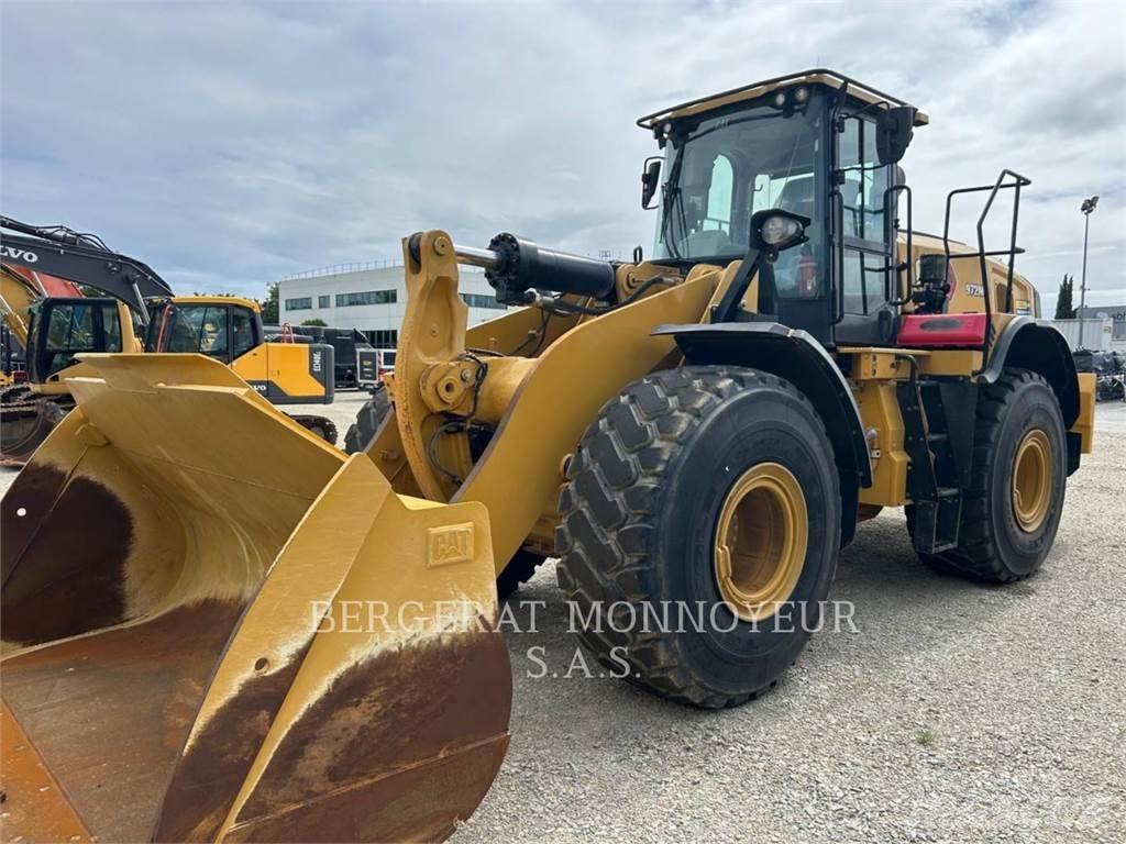 CAT 972M XE Фронтальные погрузчики
