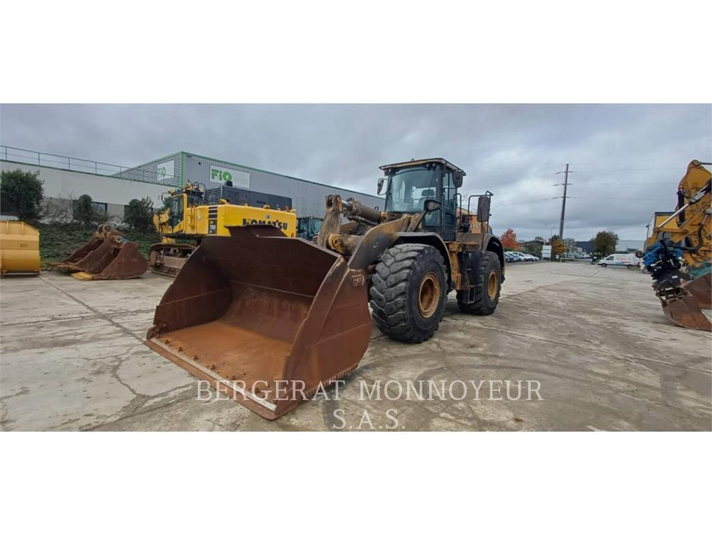 CAT 972M XE Фронтальные погрузчики