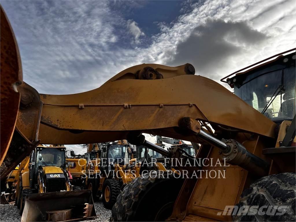 CAT 972MXE Фронтальные погрузчики