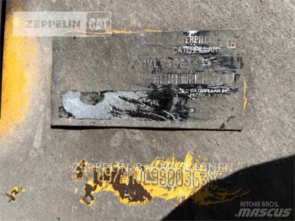 CAT 972MXE Фронтальные погрузчики