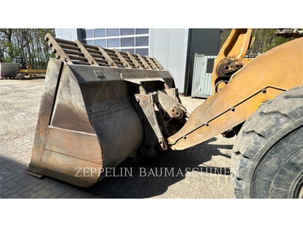 CAT 972MXE Фронтальные погрузчики