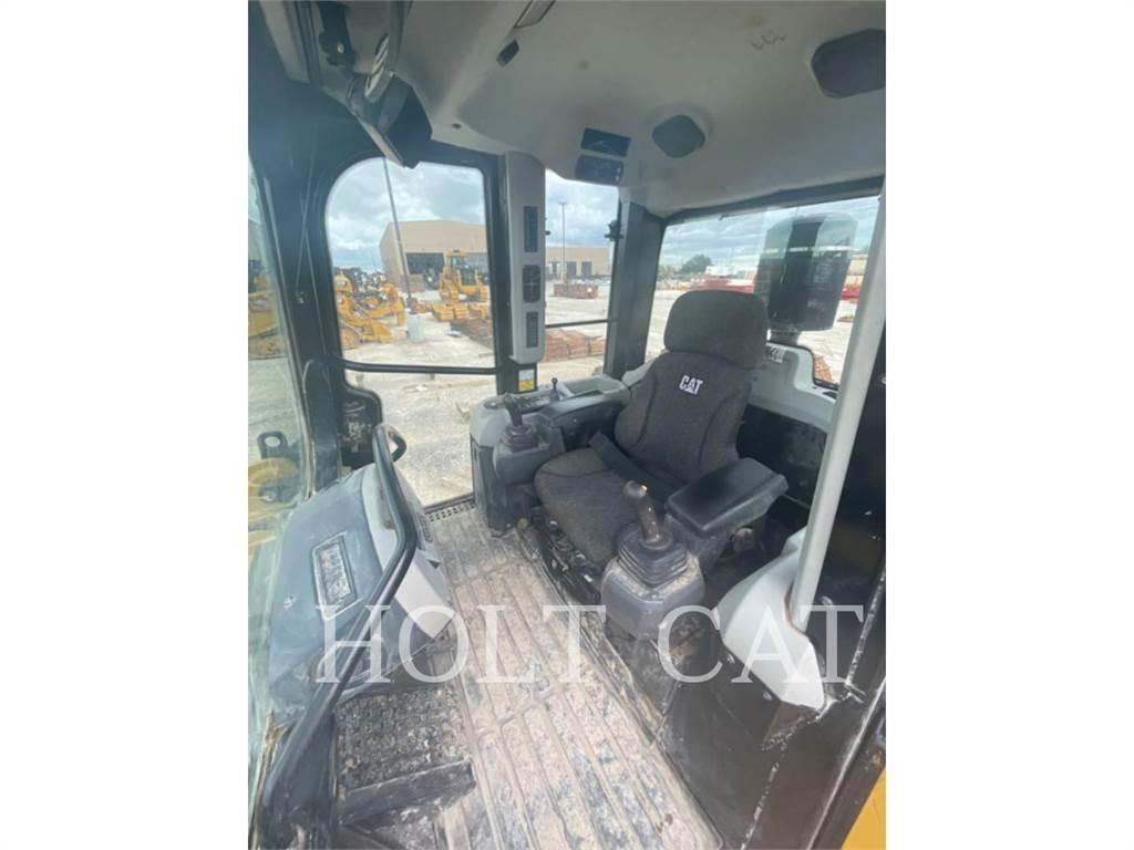CAT 973K Гусеничные фронтальные погрузчики