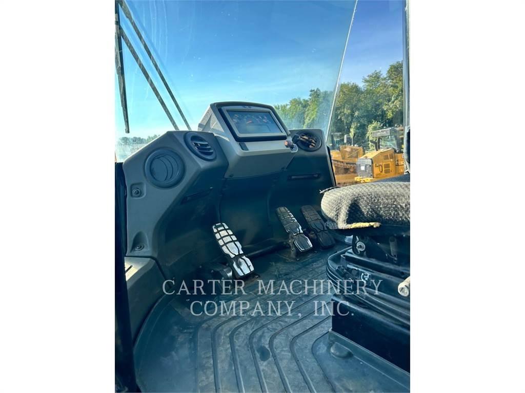 CAT 980M Фронтальные погрузчики