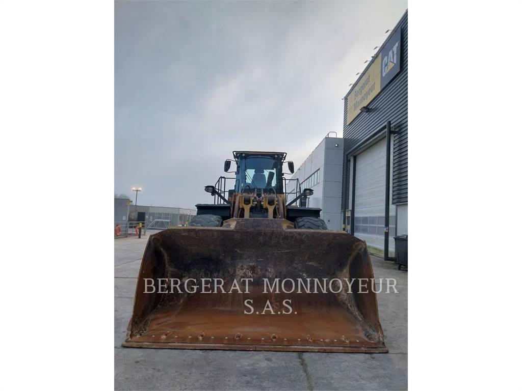 CAT 980M Фронтальные погрузчики