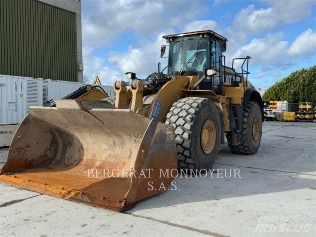 CAT 980M Фронтальные погрузчики