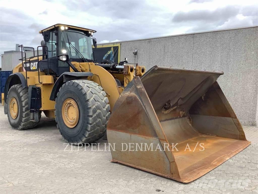 CAT 980M Фронтальные погрузчики