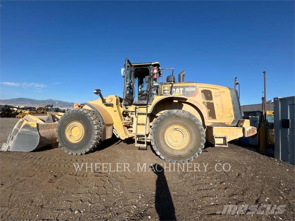 CAT 980M Фронтальные погрузчики