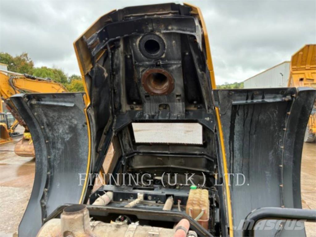 CAT 980M Фронтальные погрузчики