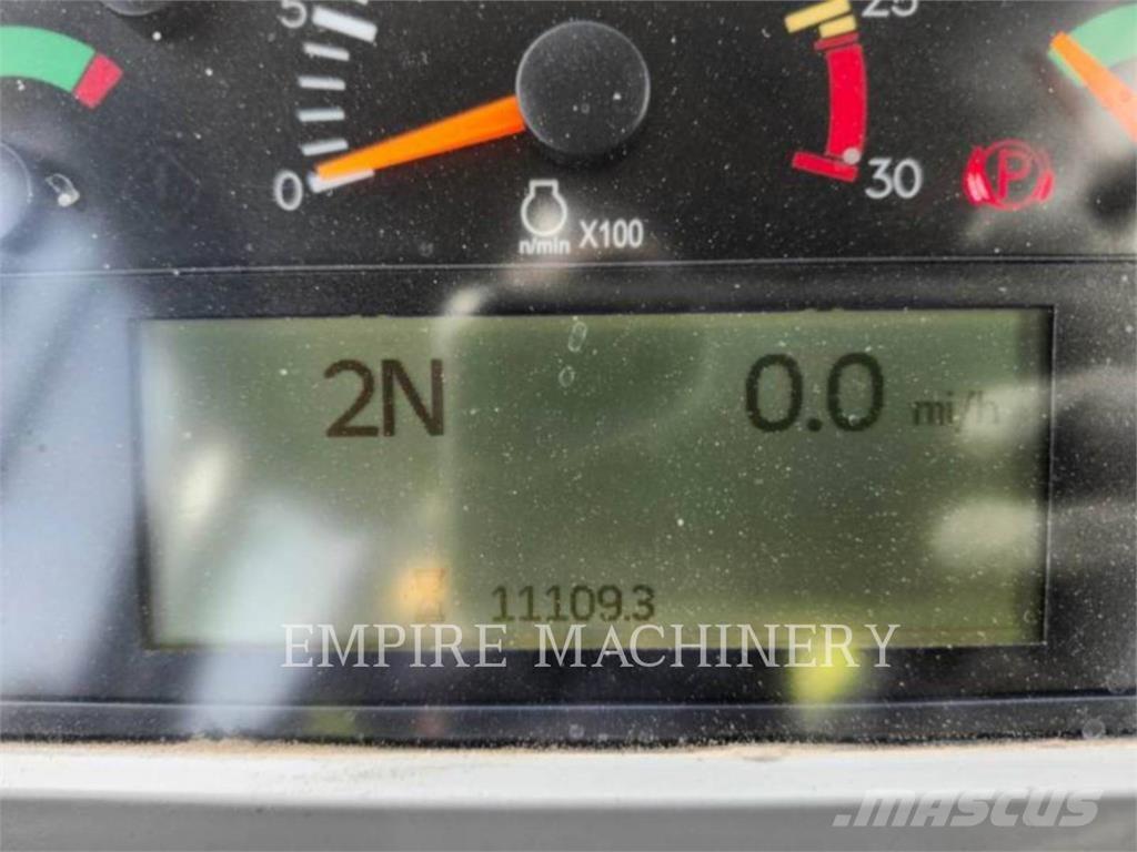 CAT 980M Фронтальные погрузчики