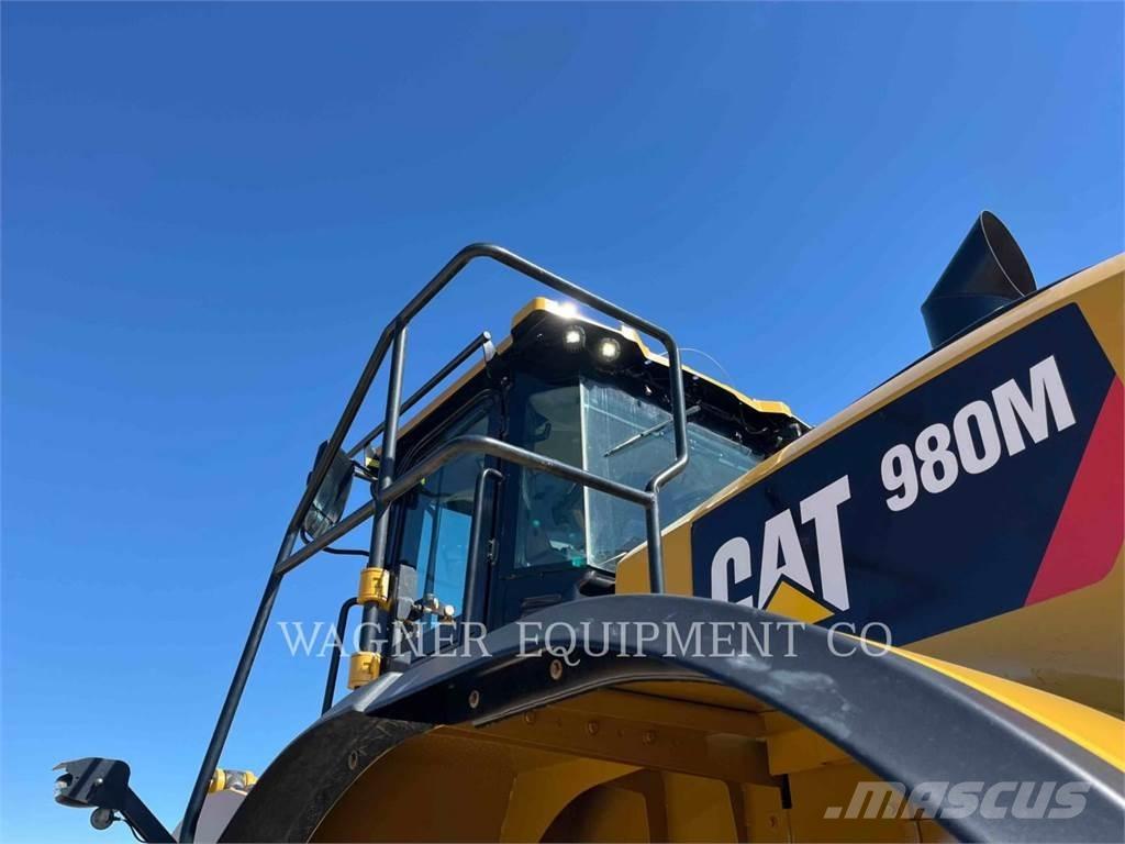 CAT 980M Фронтальные погрузчики