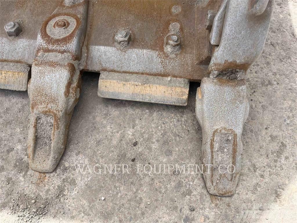 CAT 982 Фронтальные погрузчики
