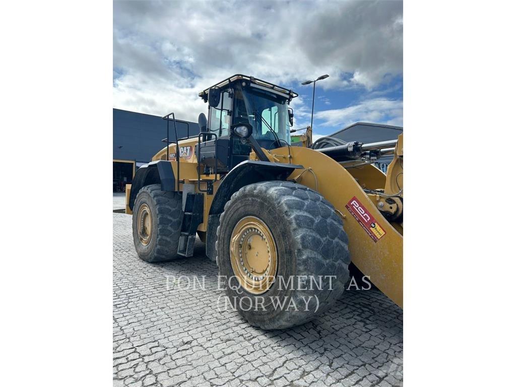 CAT 982-14 Фронтальные погрузчики