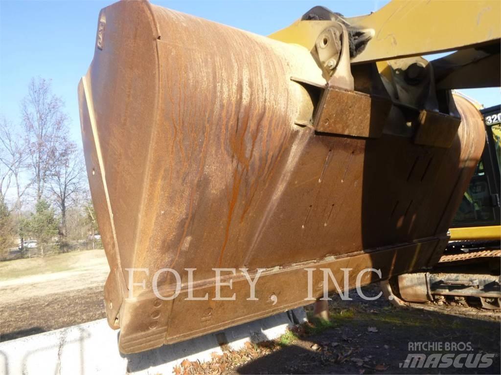 CAT 982M Фронтальные погрузчики